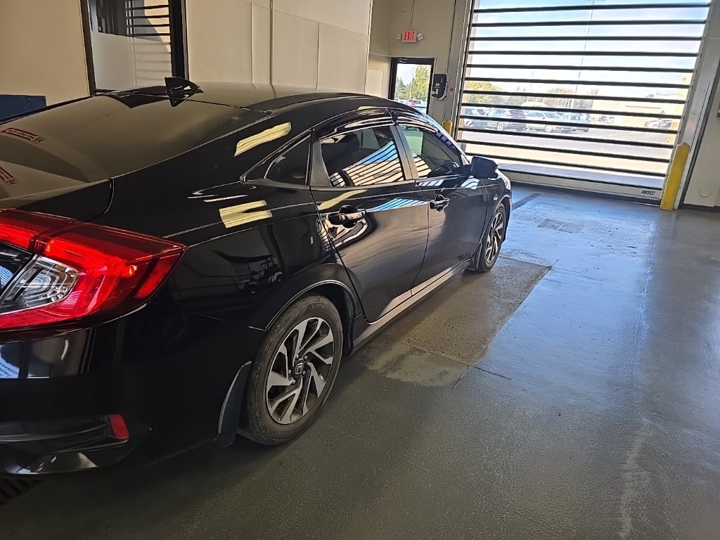Used 2017 Honda Civic EX image 3