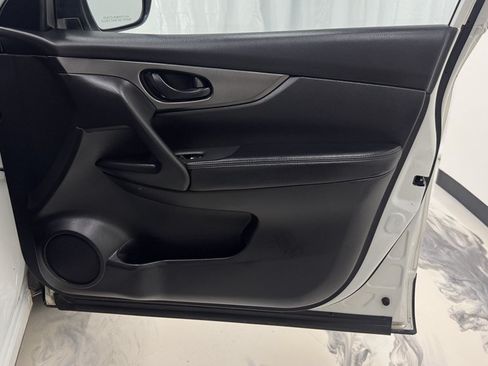 Used 2019 Nissan Rogue Sport S AWD/4WD image 26