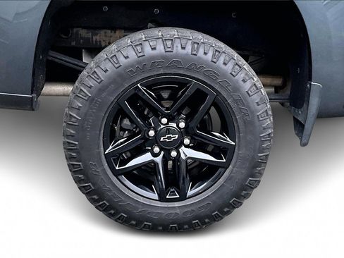 Used 2019 Chevrolet Silverado 1500 LT Trail Boss w/ Convenience Package image 33