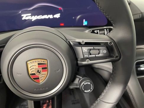 New 2025 Porsche Taycan image 38