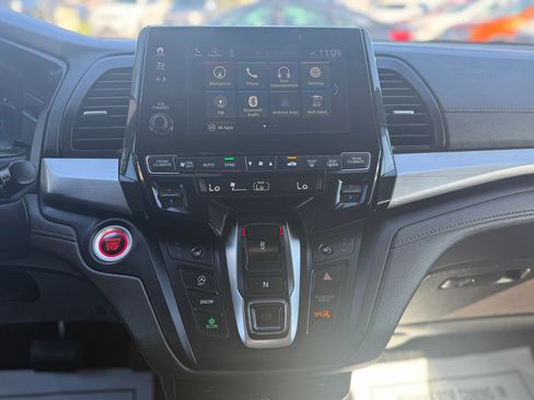 Used 2018 Honda Odyssey Touring image 33