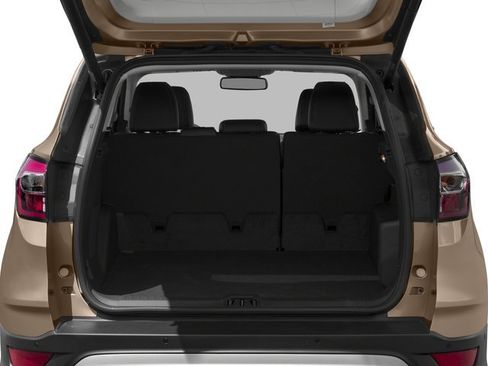 Used 2018 Ford Escape Titanium image 12