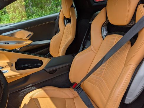 Used 2023 Chevrolet Corvette Stingray Premium Conv w/ Z51 Performance Package RWD image 25