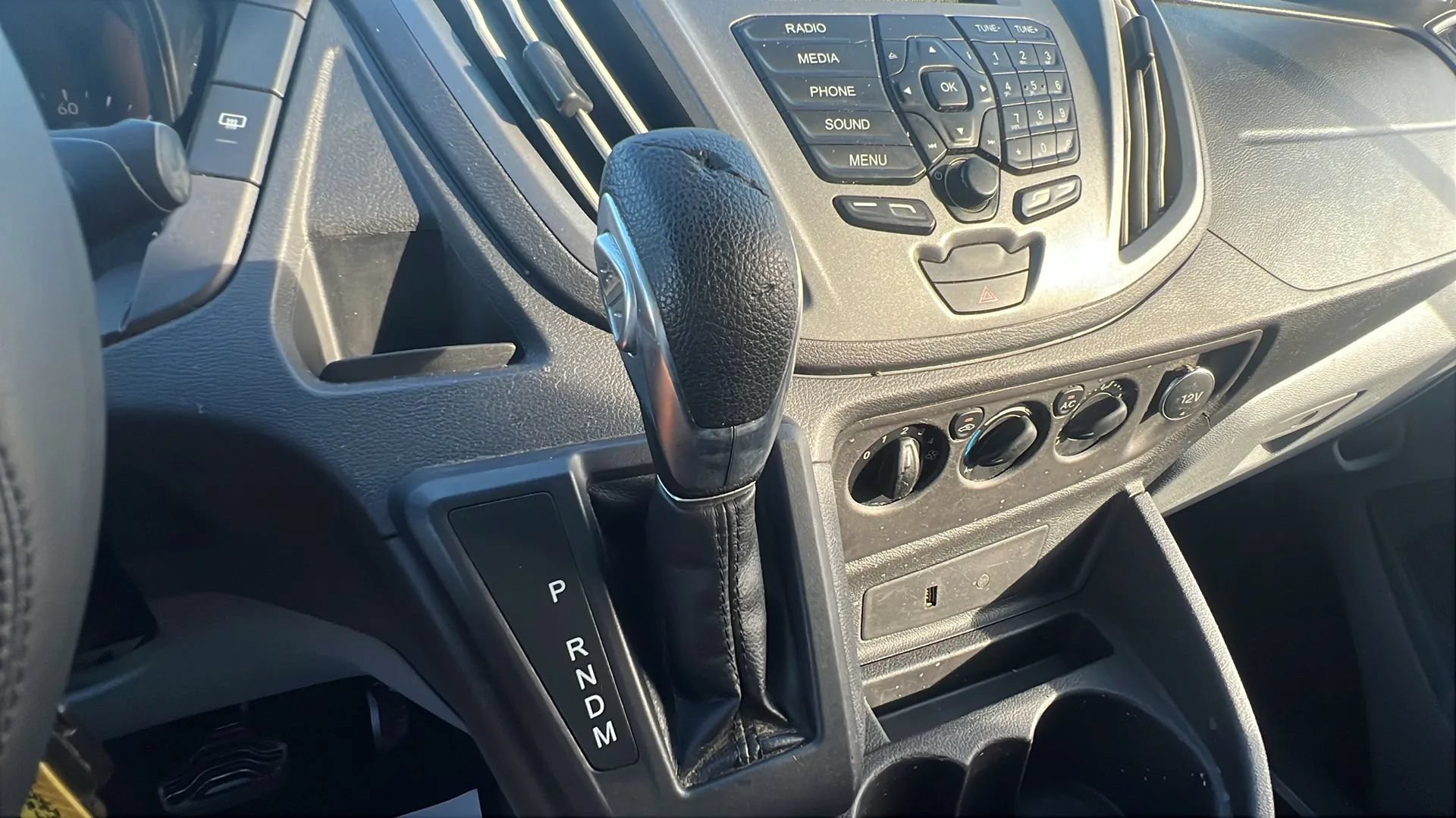 Used 2019 Ford Transit 150 XL RWD image 13