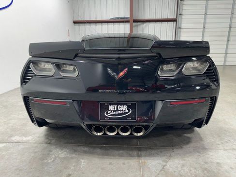 Used 2016 Chevrolet Corvette Z06 w/ 3LZ Preferred Equipment Group RWD image 16