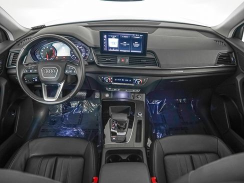 Certified 2023 Audi Q5 2.0T Premium w/ Convenience Package image 12