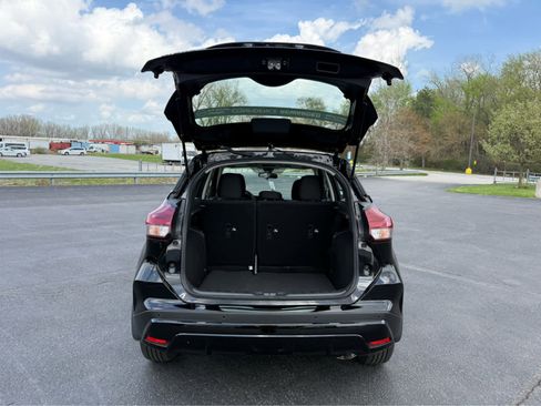 Used 2025 Nissan Kicks Play S image 7