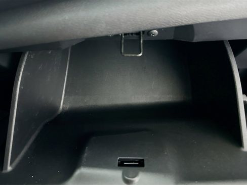 Used 2023 Nissan Kicks S image 32