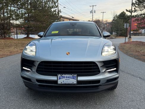 Used 2020 Porsche Macan image 2