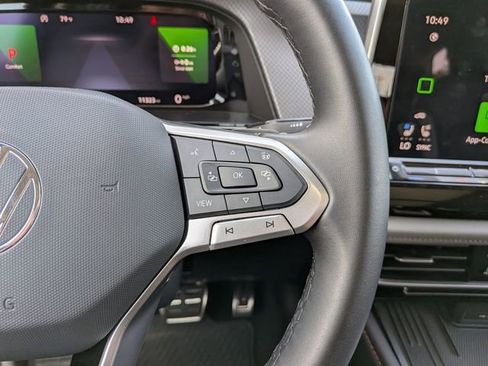 Certified 2025 Volkswagen Atlas Peak Edition SE AWD/4WD image 28
