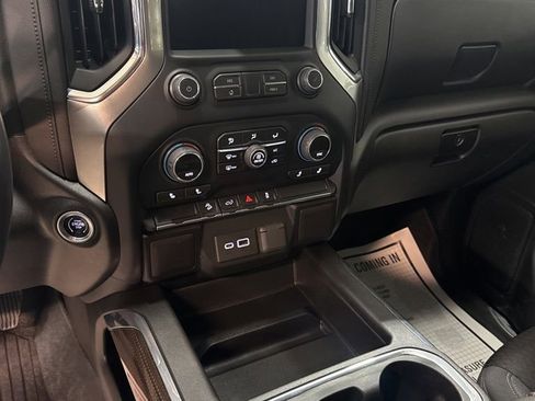 Used 2022 Chevrolet Silverado 1500 LT Trail Boss w/ Bed Protection Package image 15