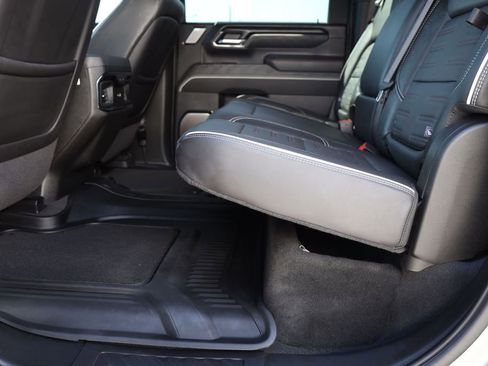 Used 2024 GMC Sierra 2500 AT4X AWD/4WD image 19