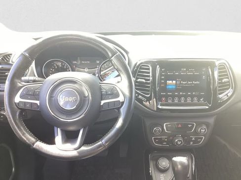 Used 2020 Jeep Compass Limited AWD/4WD image 9