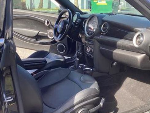 Used 2014 MINI Cooper Roadster S w/ Sport Package image 17