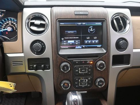 Used 2014 Ford F150 Lariat w/ Lariat Chrome Package AWD/4WD image 9