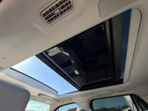 Used 2025 Ford Expedition Max Platinum w/ Platinum Ultimate Package image 23