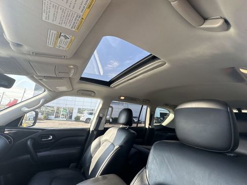 Used 2023 INFINITI QX80 Luxe w/ Cargo Package RWD image 16