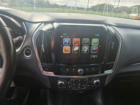 Used 2019 Chevrolet Traverse LT image 14