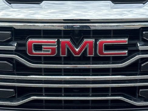 Used 2025 GMC Sierra 1500 SLT AWD/4WD image 44