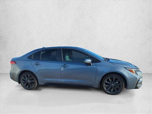 Used 2026 Toyota Corolla SE FWD image 5