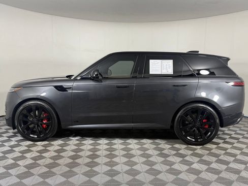 Used 2026 Land Rover Range Rover Sport Dynamic SE AWD/4WD image 3