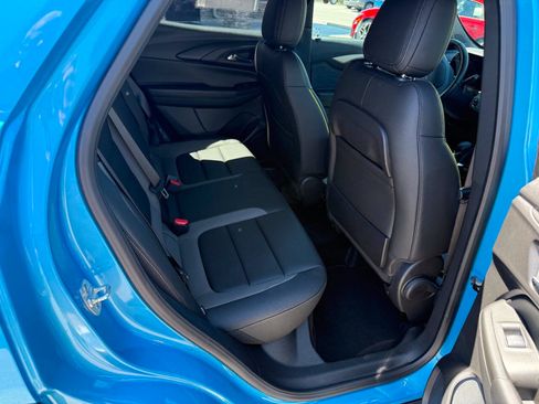 Used 2025 Chevrolet TrailBlazer ACTIV w/ Convenience Package AWD/4WD image 11