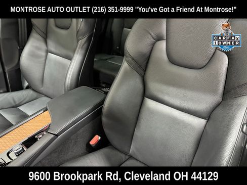 Used 2024 Volvo XC90 B6 Plus image 28