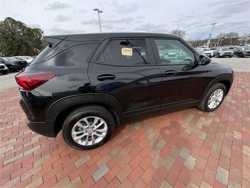 Used 2025 Chevrolet TrailBlazer LS w/ LS Convenience Package image 23