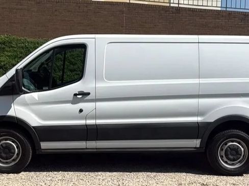 Used 2018 Ford Transit 150 130 Low Roof RWD image 2