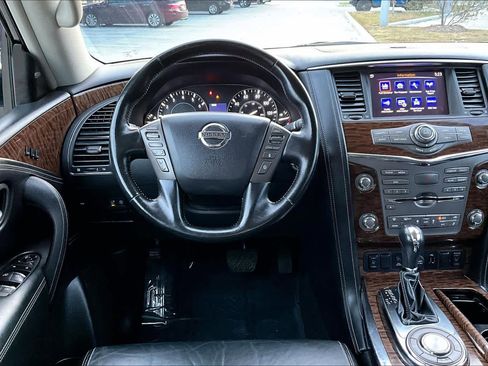 Used 2020 Nissan Armada SL w/ Premium Package image 5