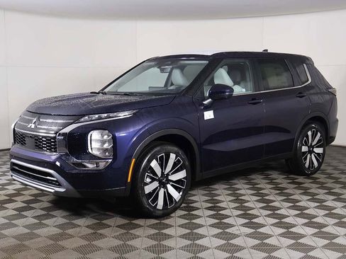 New 2026 Mitsubishi Outlander SE image 10