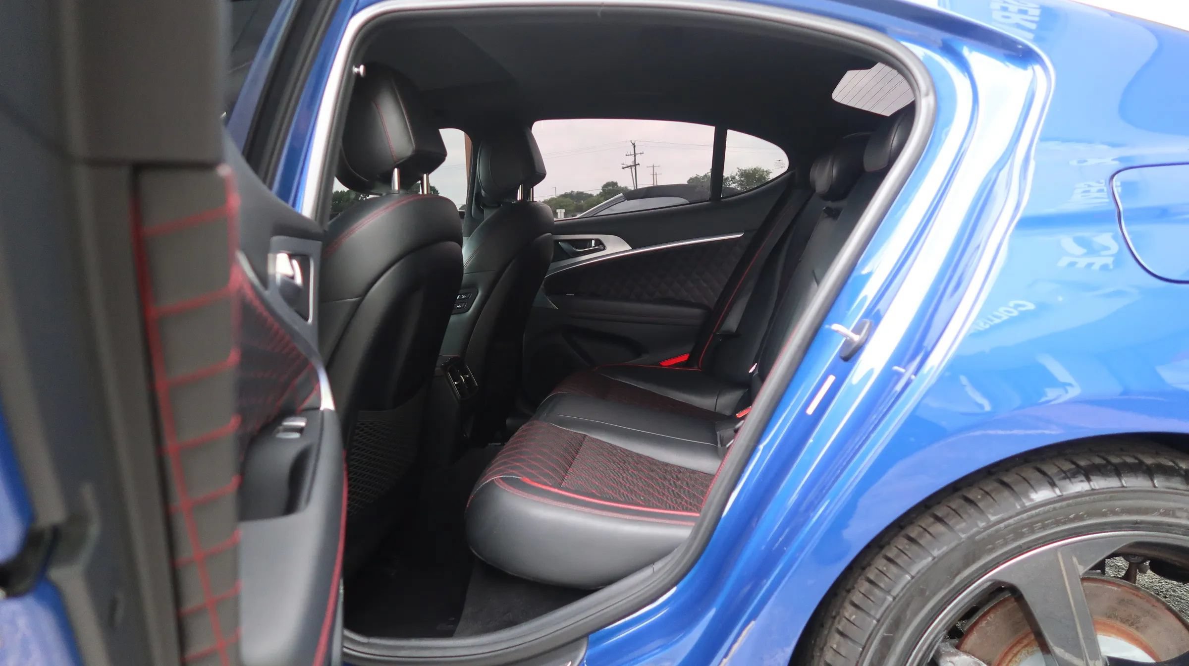 Used 2019 Genesis G70 2.0T Advanced w/ Sport Package AWD/4WD image 20