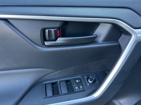 New 2025 Toyota RAV4 LE image 12