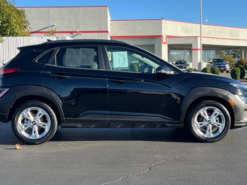 Used 2023 Hyundai Kona SEL w/ Cargo Package image 6