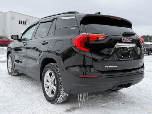 Used 2020 GMC Terrain SLE w/ Driver Convenience Package image 7