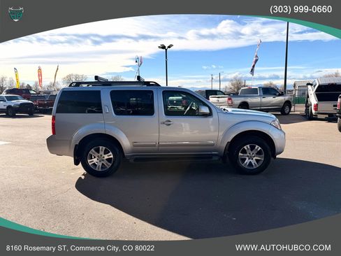 Used 2011 Nissan Pathfinder Silver image 4
