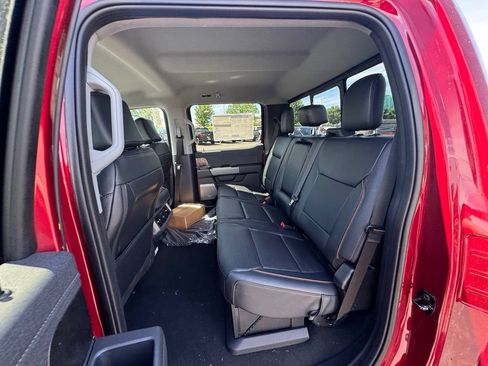 New 2026 Ford F350 Lariat w/ Black Appearance Package AWD/4WD image 15