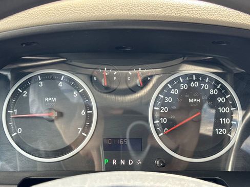 Used 2012 RAM 1500 ST RWD image 17