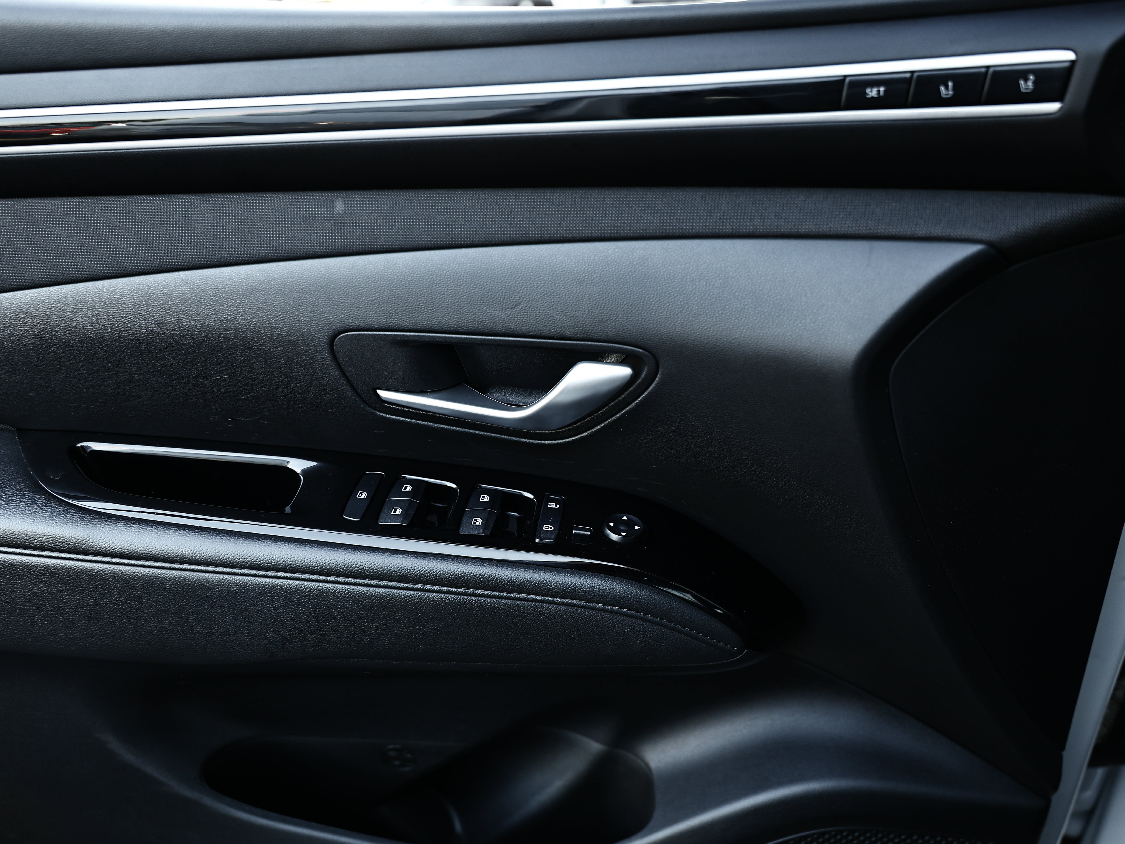 Used 2023 Hyundai Tucson Limited AWD/4WD image 13