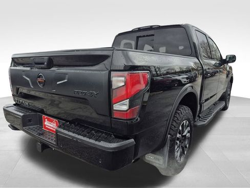 Used 2020 Nissan Titan PRO-4X w/ Pro-4x Convenience Package image 10