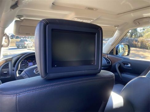 Used 2019 Nissan Armada Platinum w/ Captain's Chairs Package image 17