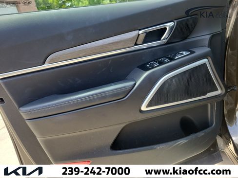 Used 2021 Kia Telluride EX w/ EX Premium Package AWD/4WD image 23