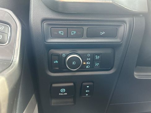 Used 2022 Ford F150 Lariat w/ Equipment Group 502A High AWD/4WD image 18