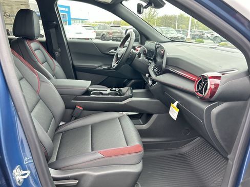 Used 2026 Chevrolet Equinox RS AWD/4WD image 14