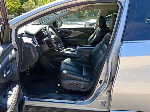 Used 2023 Nissan Murano SV image 14