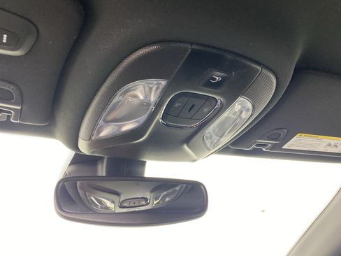 Used 2023 Jeep Compass Latitude w/ Convenience Group AWD/4WD image 25