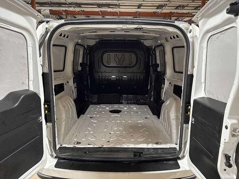Used 2022 RAM ProMaster City Tradesman FWD image 11