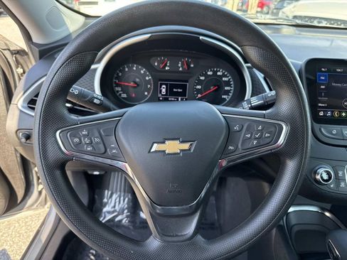 Used 2024 Chevrolet Malibu LT image 41