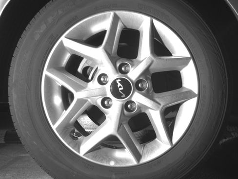 Used 2025 Kia Soul LX w/ LX Technology Package image 15