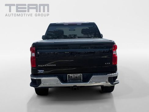 Used 2023 Chevrolet Silverado 1500 LTZ AWD/4WD image 6